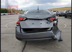 نيسان فيرسا